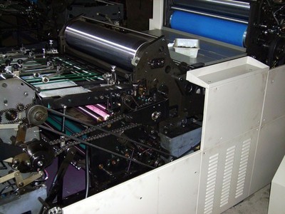 元裕四色冥幣印刷機生產冥幣的利潤分析